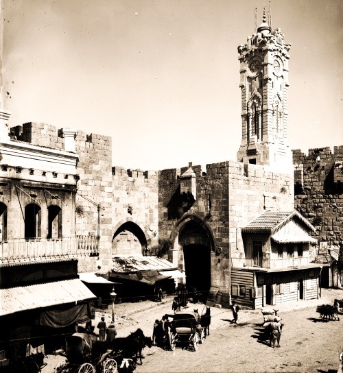 מגדל השעון המדהים שהיה בשער יפו צילום: ספריית הקונגרס האמריקני